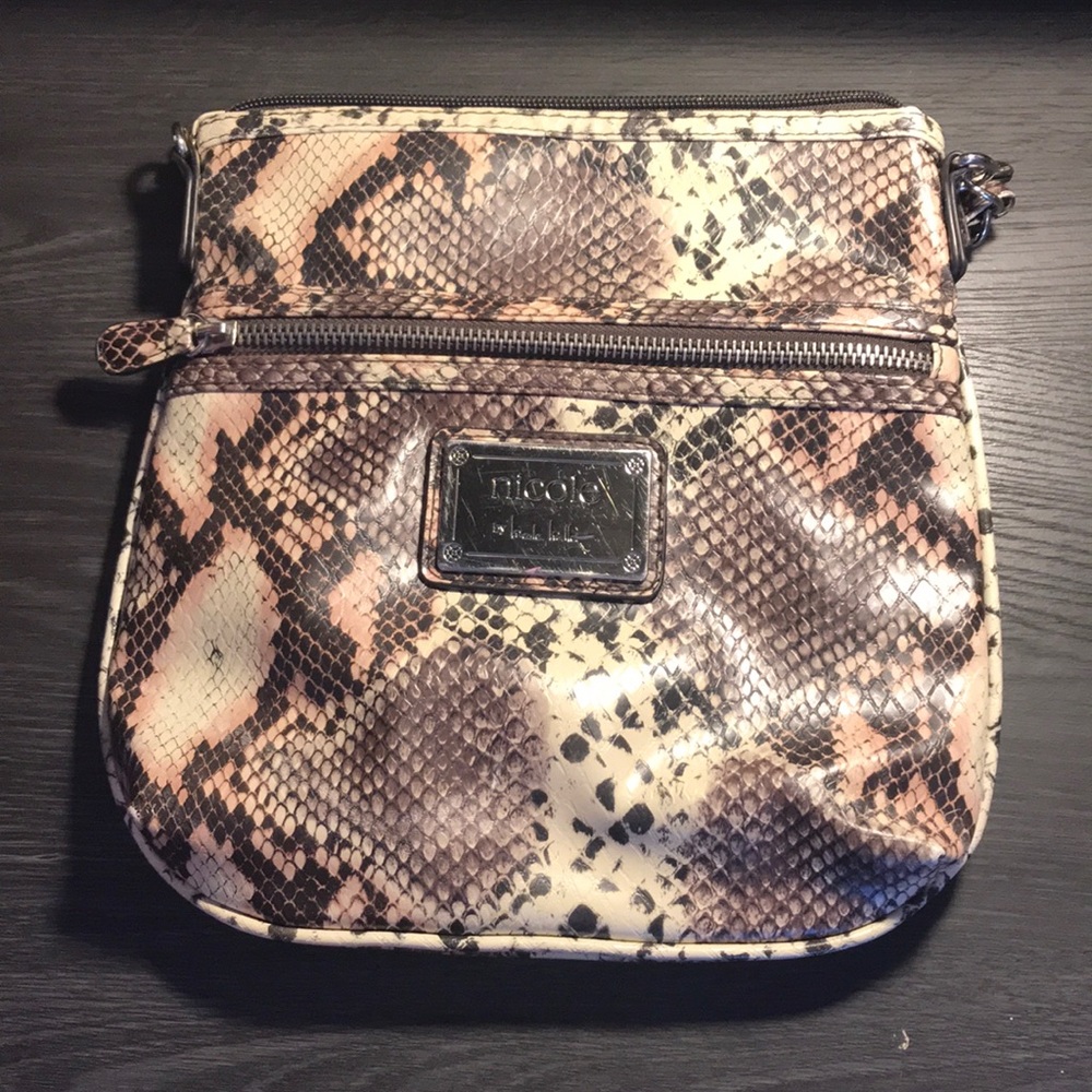 Nicole snakeskinprint over the shoulder pocketbook